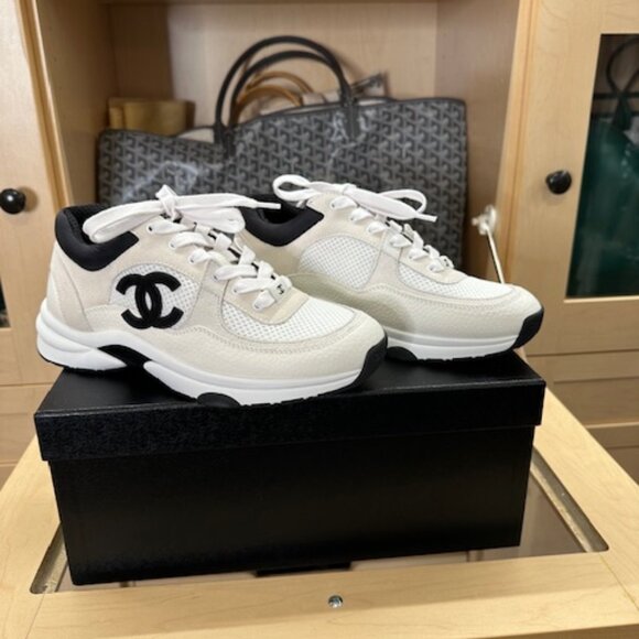 Chanel Brand New in Box Interlocking CC Logo Mesh Sneakers Women's Size 38 - Picture 2 of 6